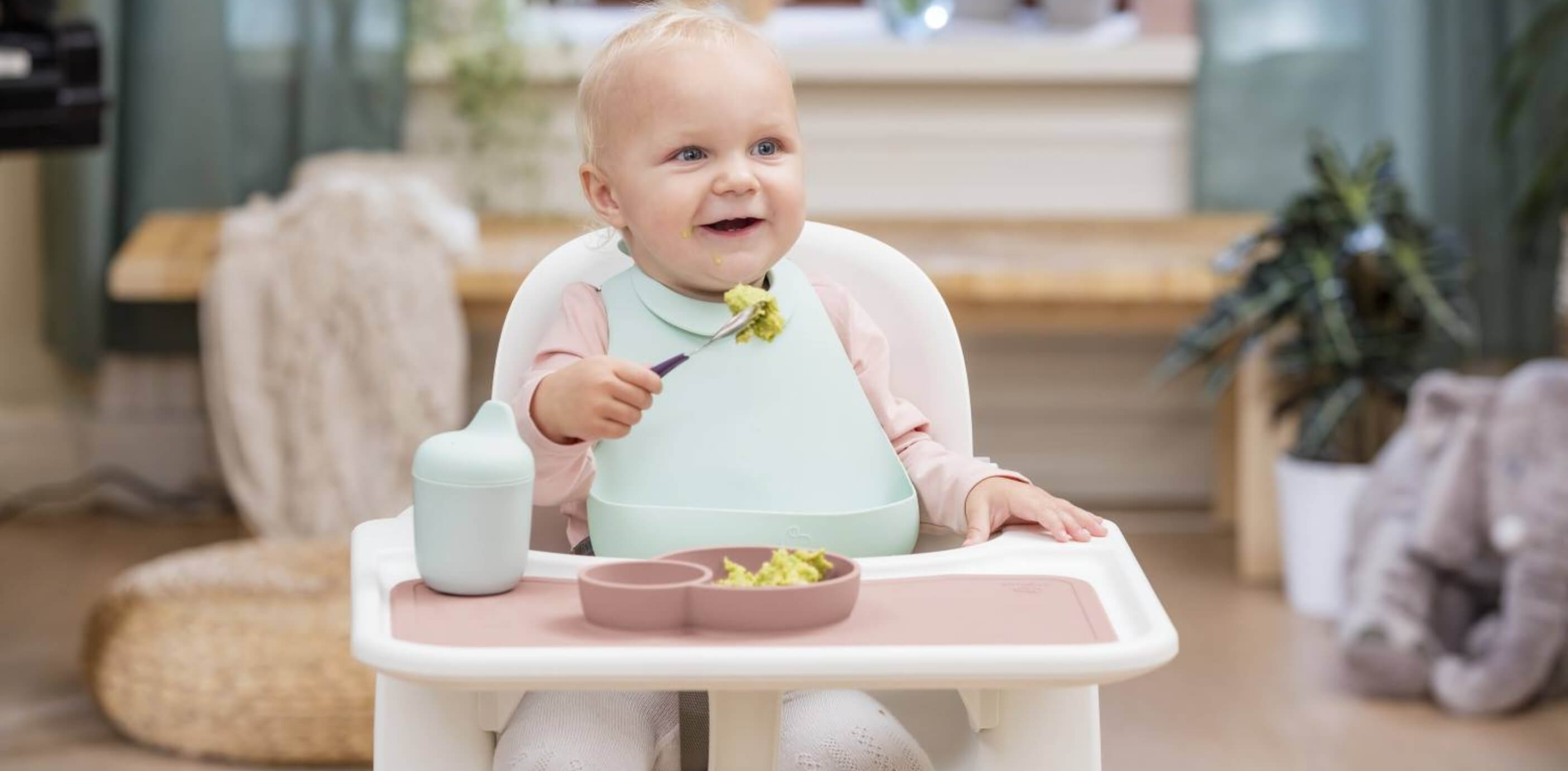 Keep your Baby Close - Highchairs - Dimples