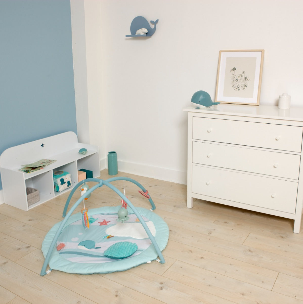 Little Big Friends Activity Mat with Arch in ocean in a nursery room
