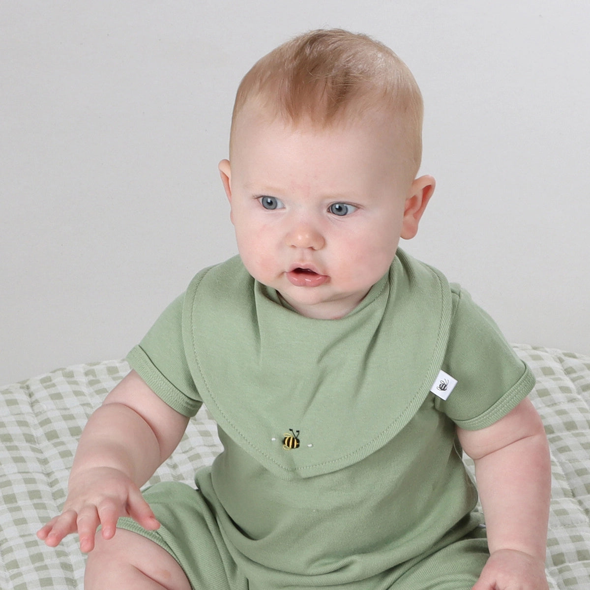 Cotton Bib O/Size Apple Green - Dimples