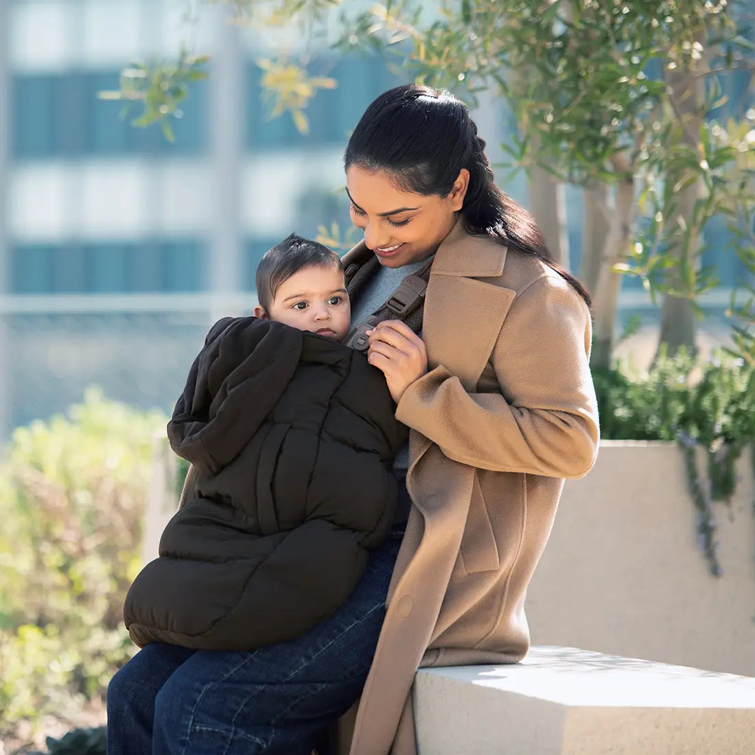 Nuna Cudl Series Winter Cover Caviar | Keep baby warm | Dimples NZ