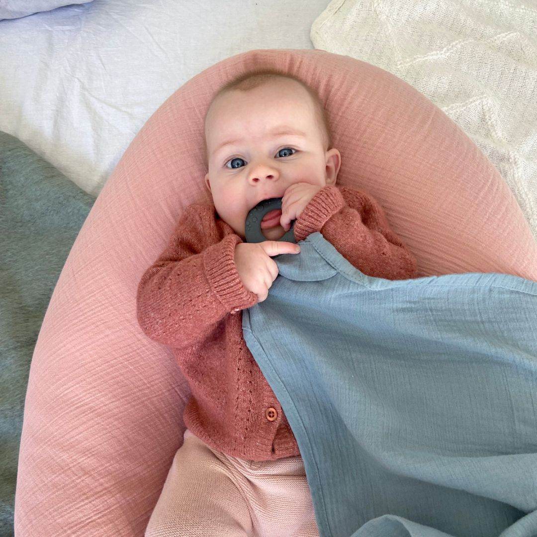 Doomoo Mom'N Play Cape - doomoo - Dimples