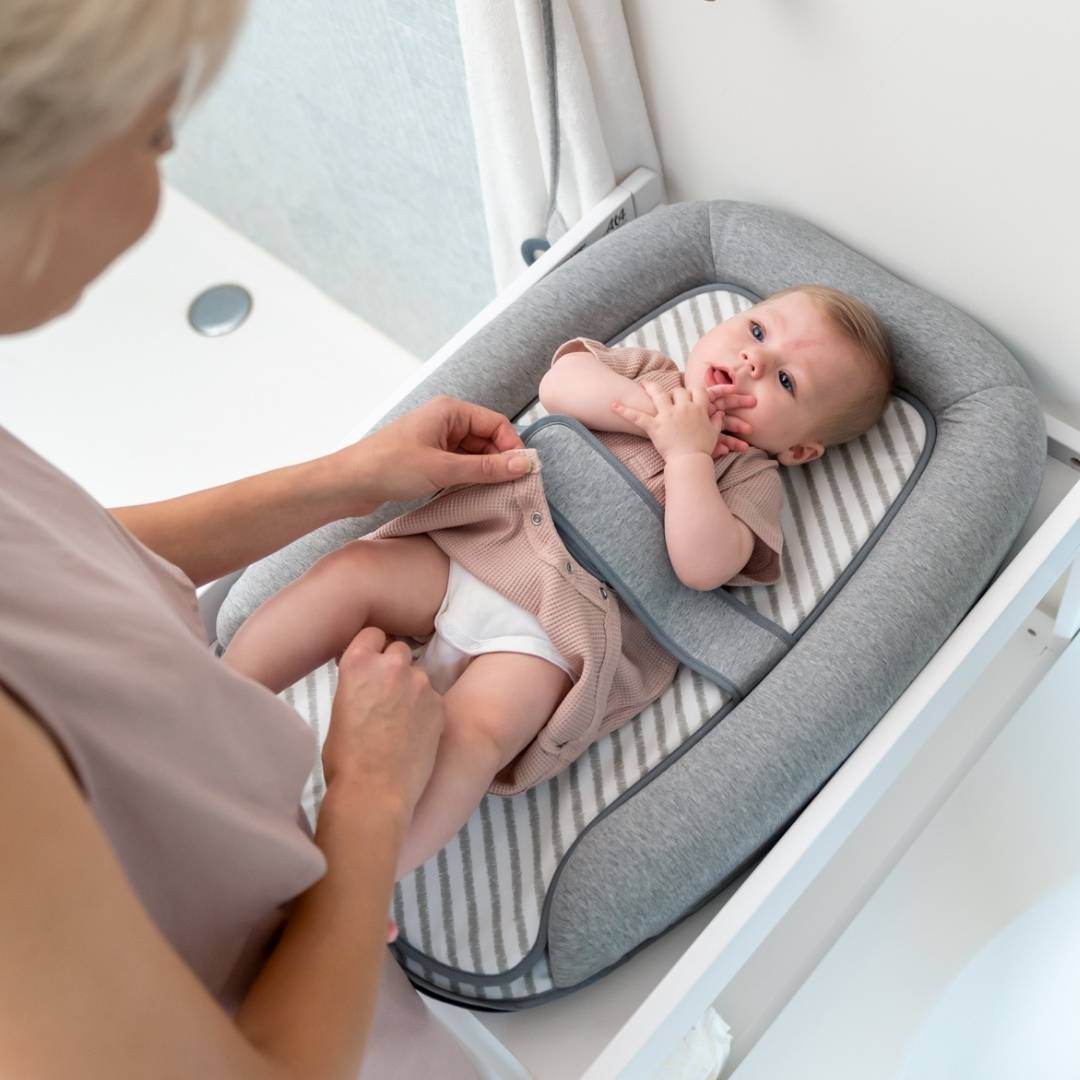 Doomoo Cosy Care Changer - doomoo - Dimples