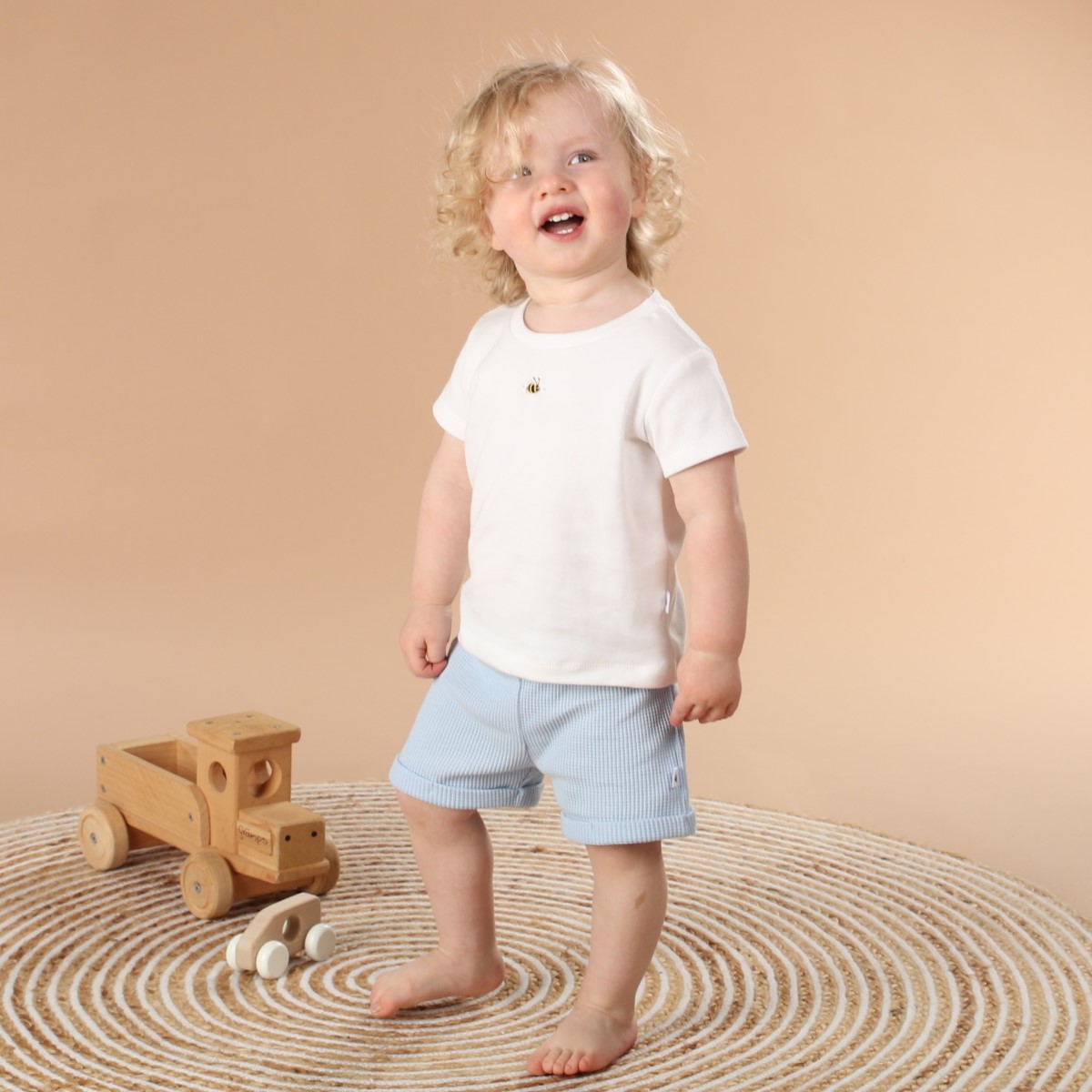 Dimples baby clothing cotton t-shirt in White Bee on Boy