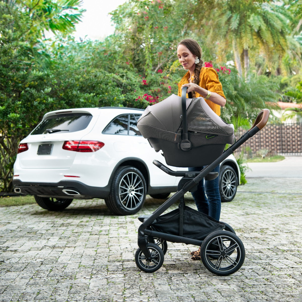 Pipa Next infant capsule in granite color on a stroller