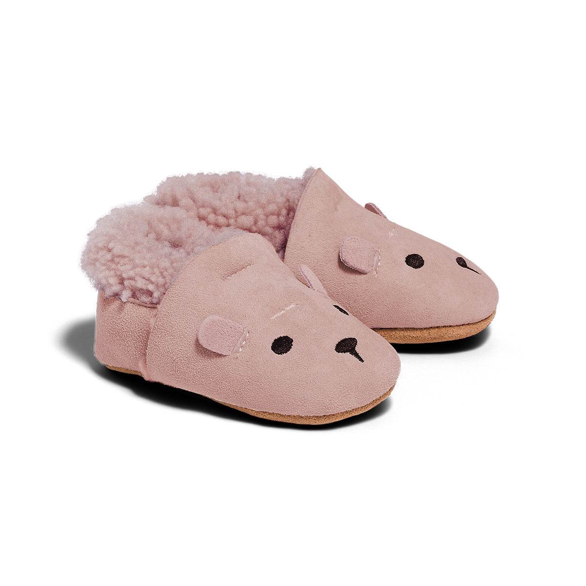 Pink soft winter baby shoes:image,small_image,thumbnail