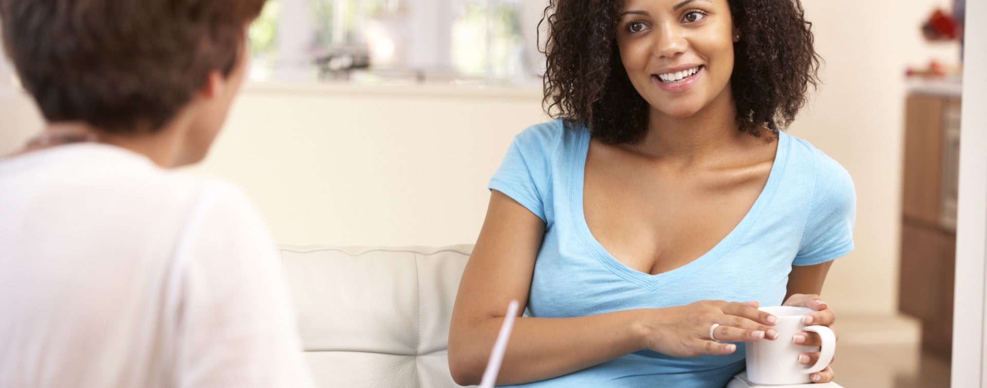 Midwife or Obstetrician – Which One? - Dimples