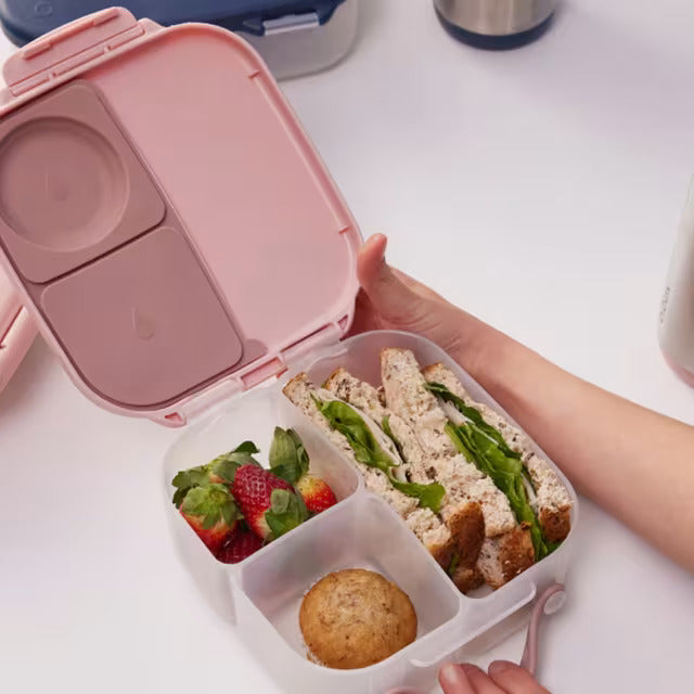 Mini Lunch Box Blush Crush lifestyle