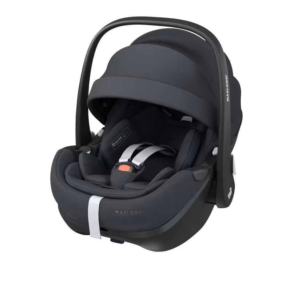 Maxi Cosi Pebble 360 Pro Ft. Slide Tech  in essential graphite