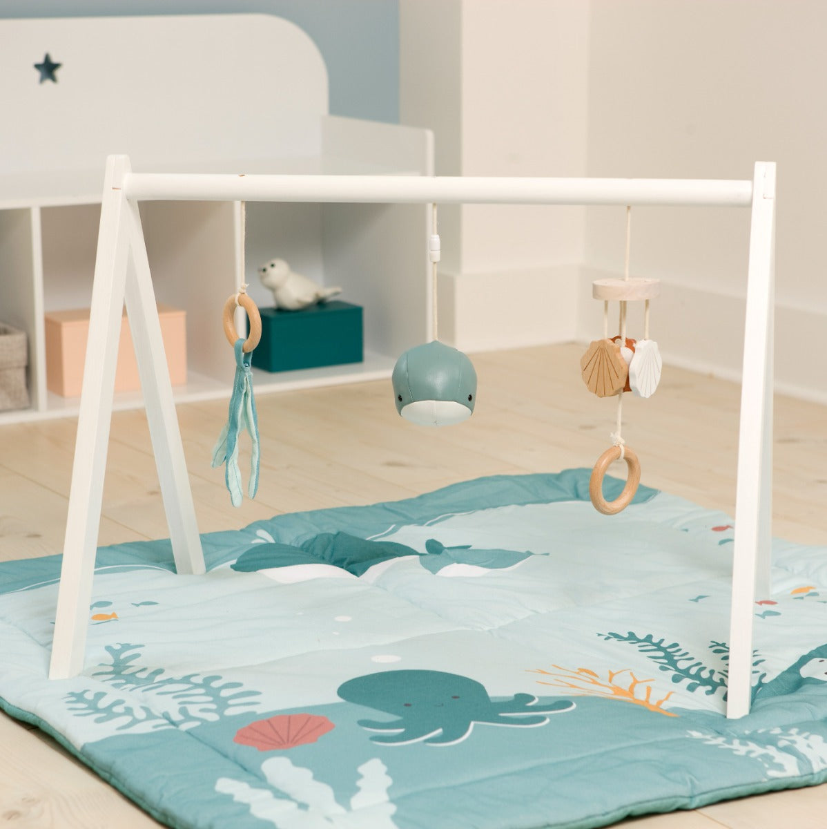 Reversible kids playmat in ocean print from Little Big friends