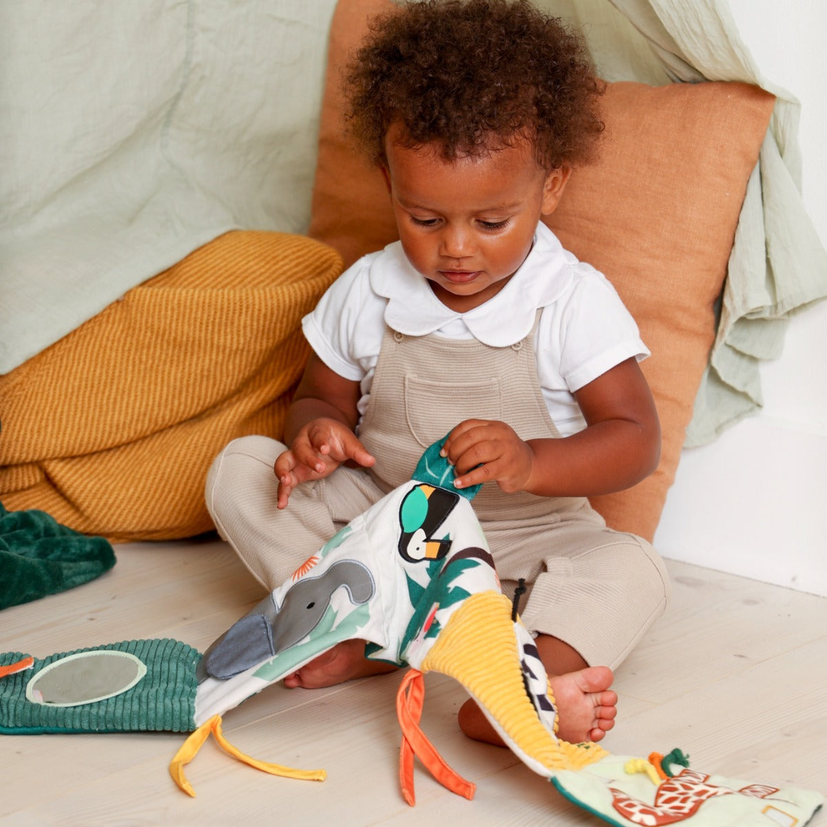 Little Big Friends Activity Book in jungle theme