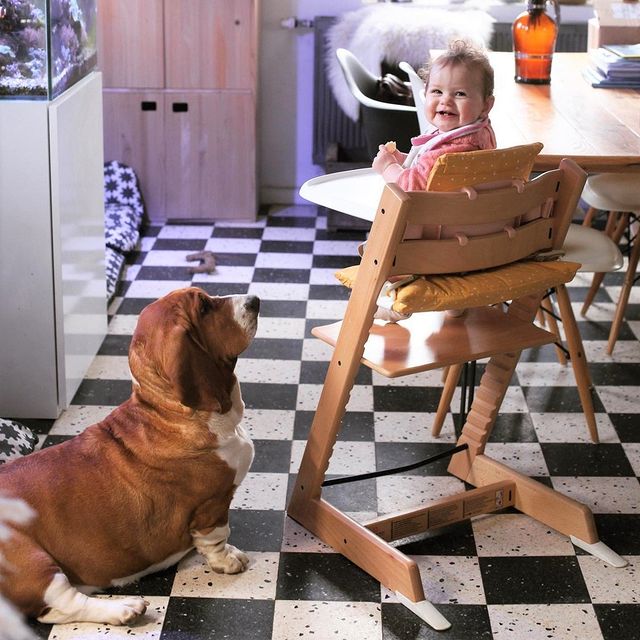 Stokke Tripp Trapp Highchair in Oak Natural LIfestyle 