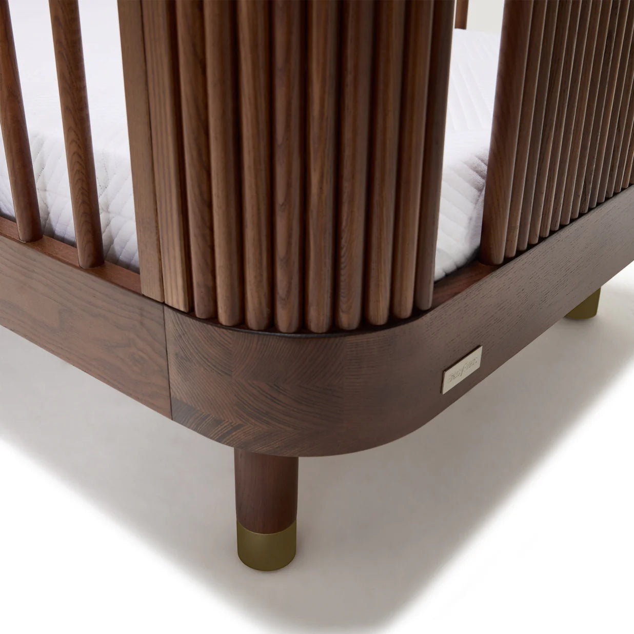 Juno Cot Luxe Walnut - BabyRest