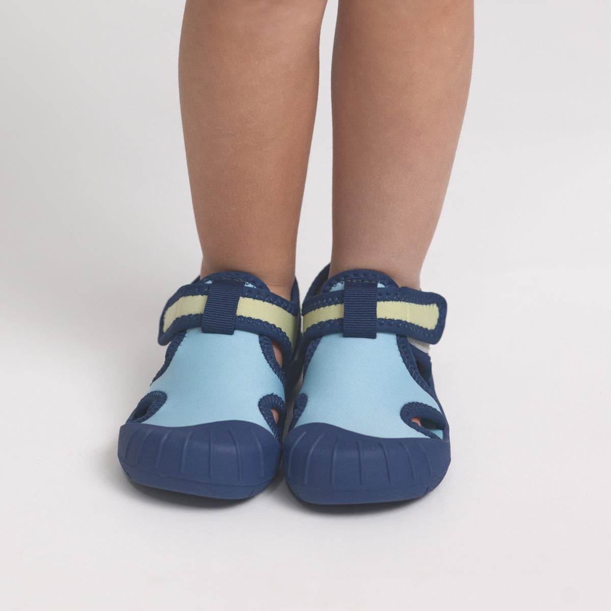 EU20 / Ocean Colourblock Aqua Sandal - Crywolf