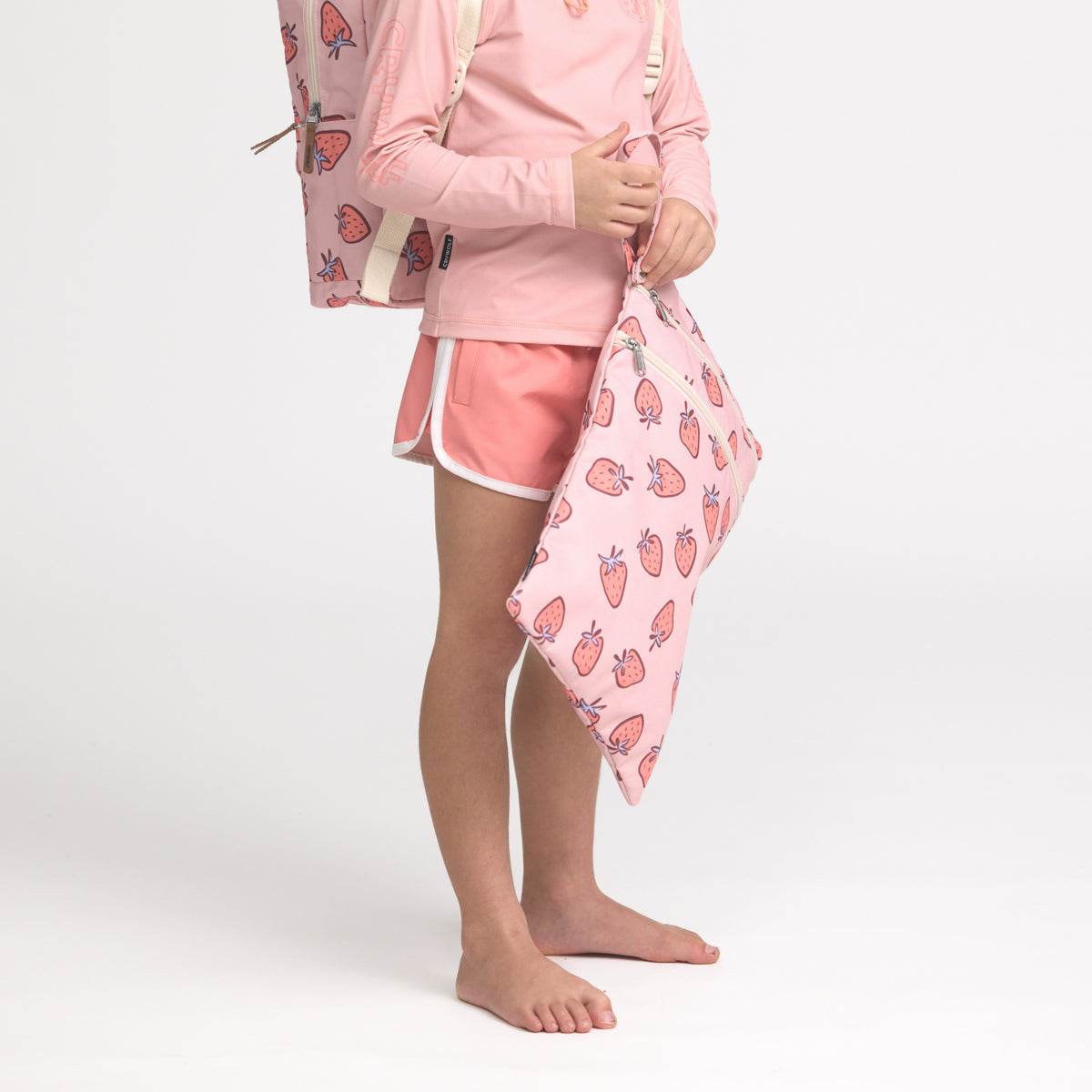 OS / Strawberry Splash Wet Bag - Crywolf