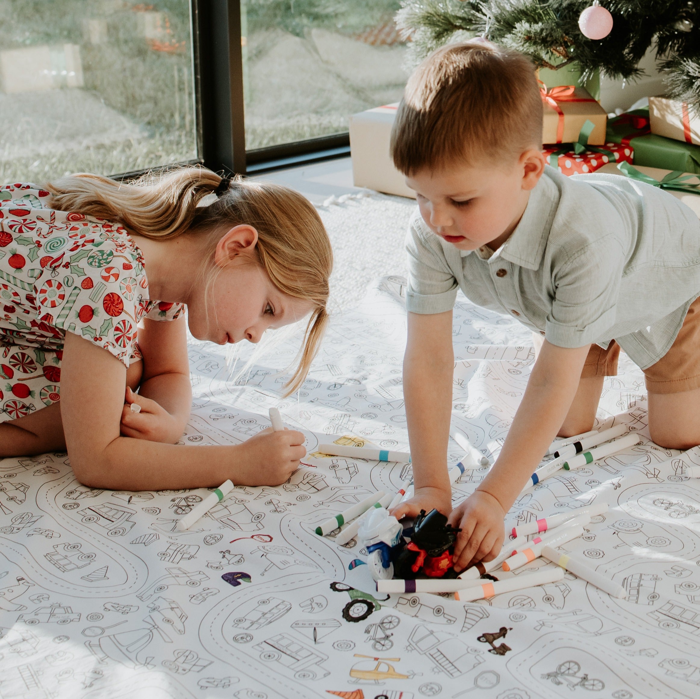 Colouring in Tablecloth Set - Washable