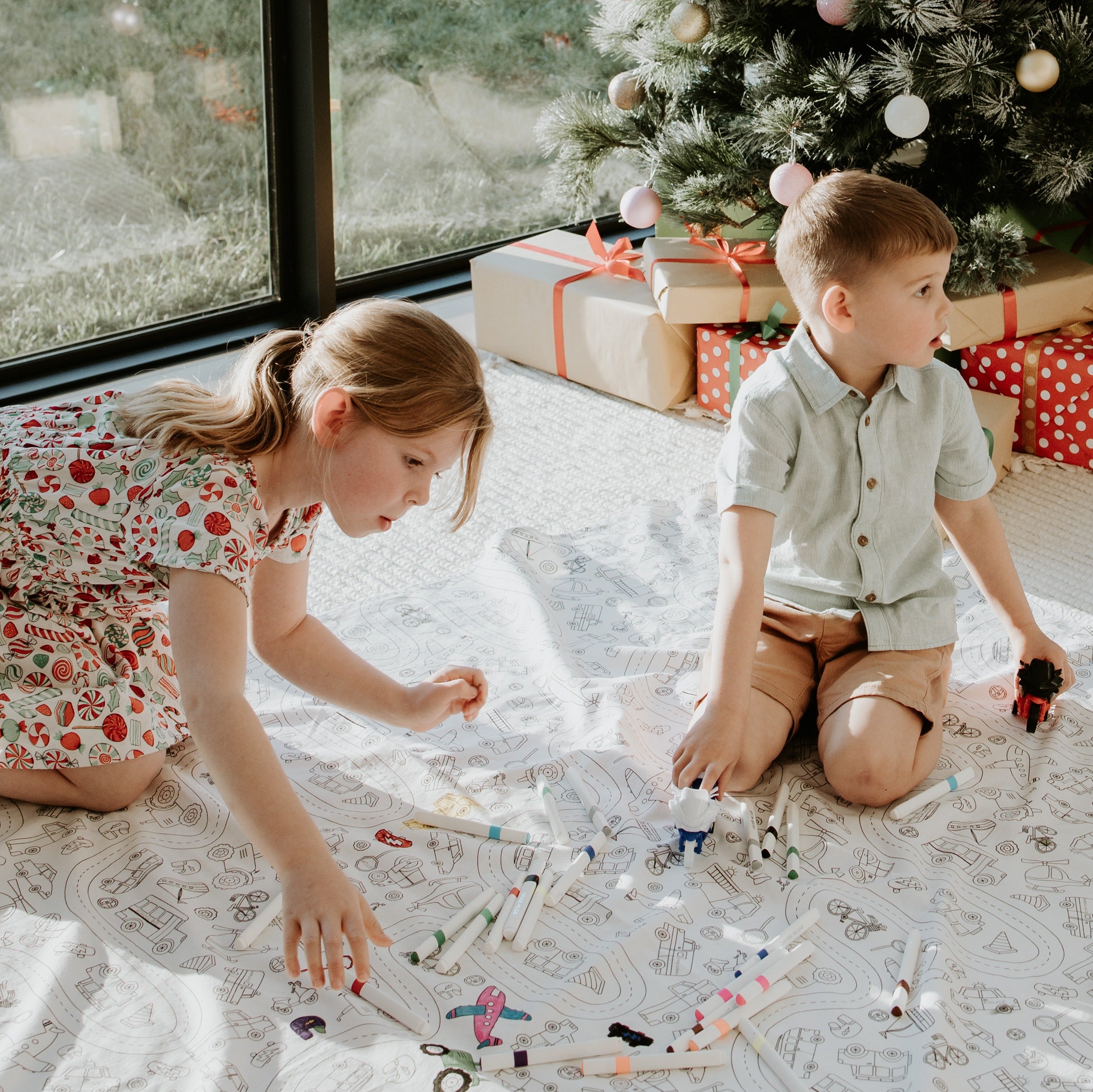 Colouring in Tablecloth Set - Washable