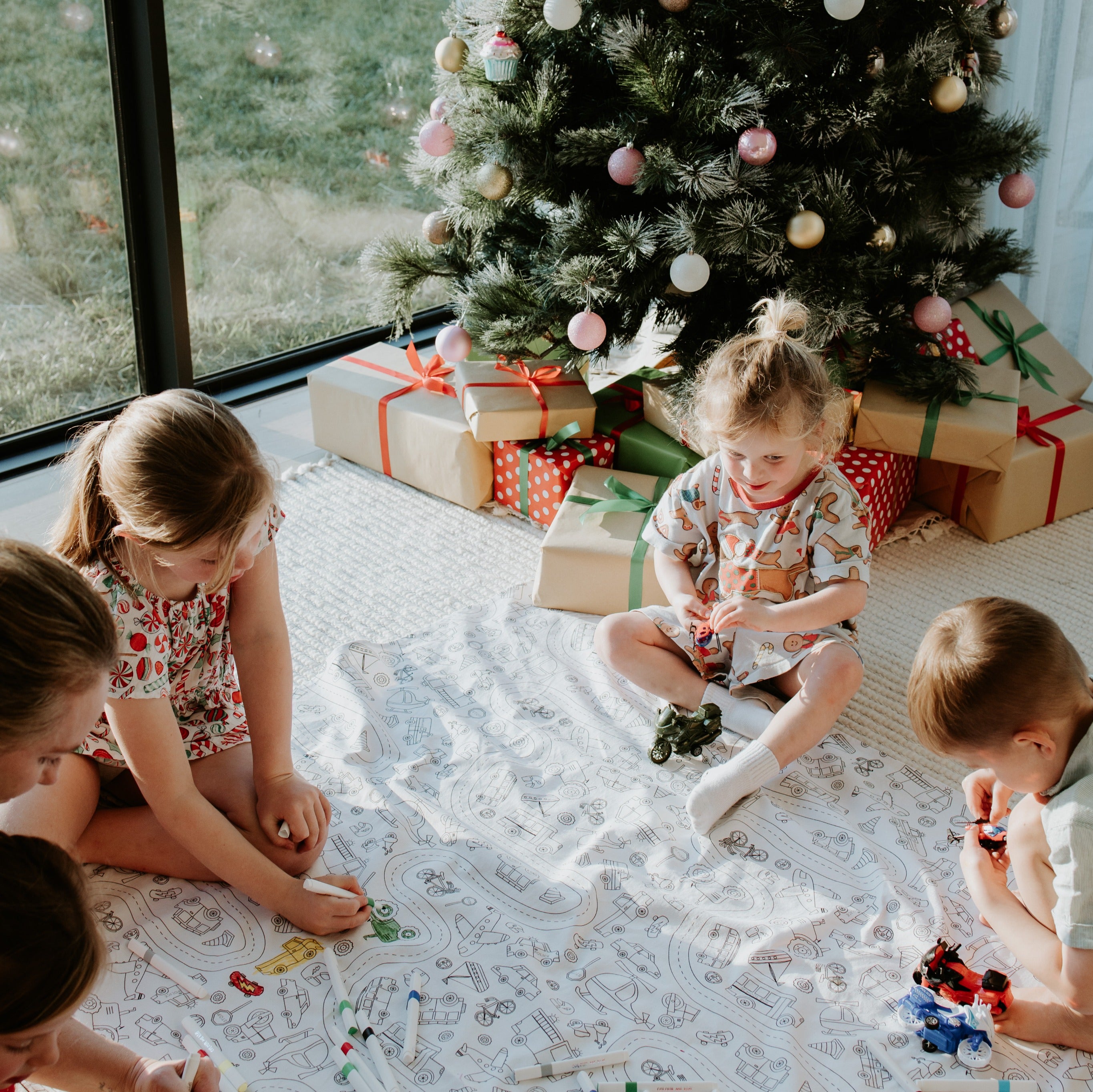 Colouring in Tablecloth Set - Washable