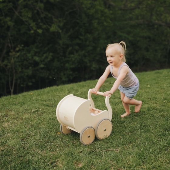 Dolls Petit Pram