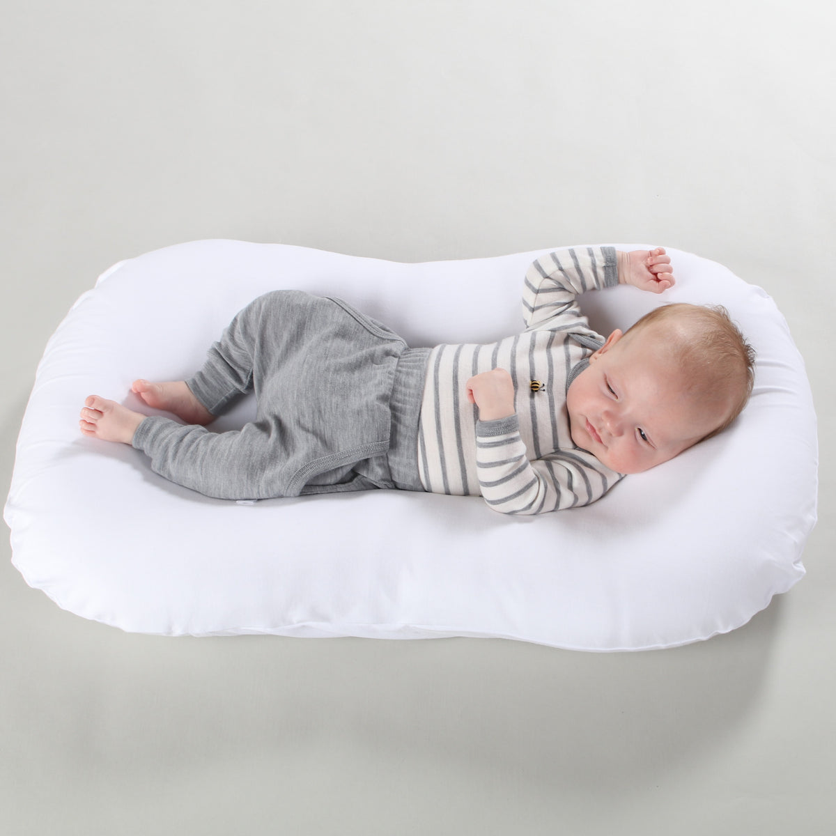 Baby Lounger - Little Bee by Dimples