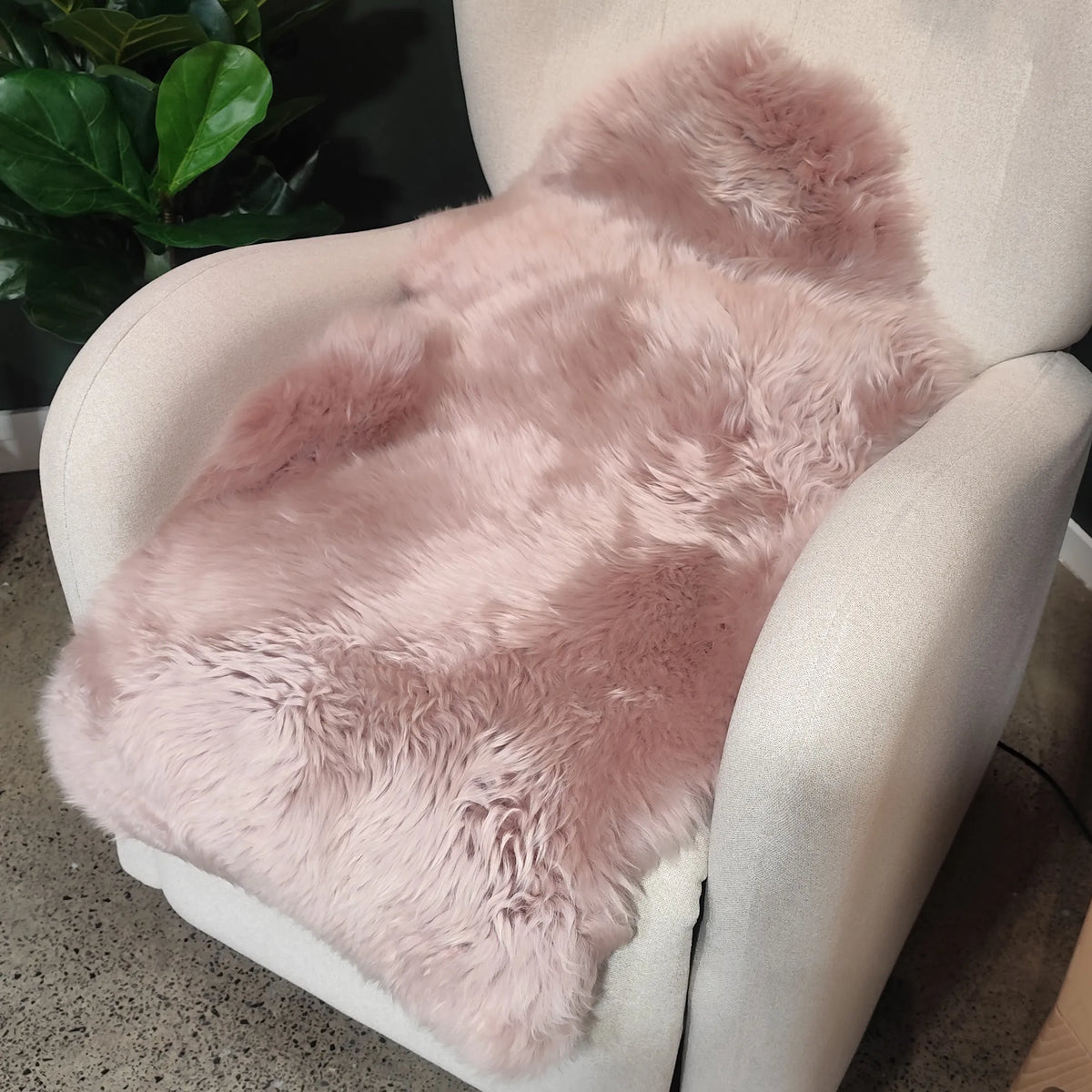 Long Wool Sheepskin Rug