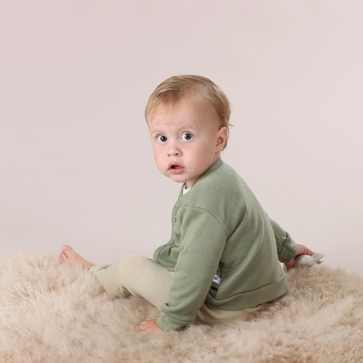 Merino 2ply Cardigan - Dimples - Dimples