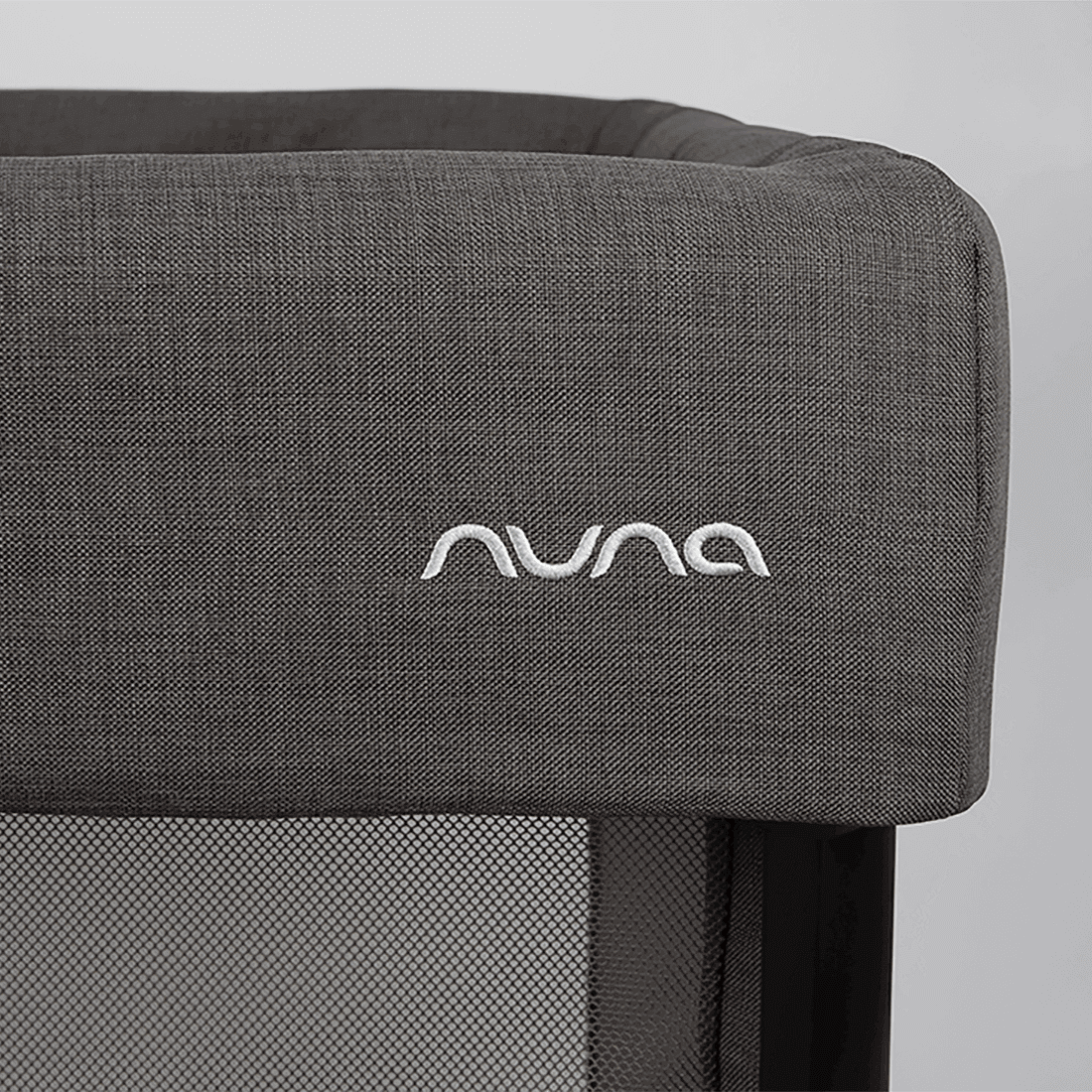 Nuna Paal Playard Travel Crib Thunder - Nuna