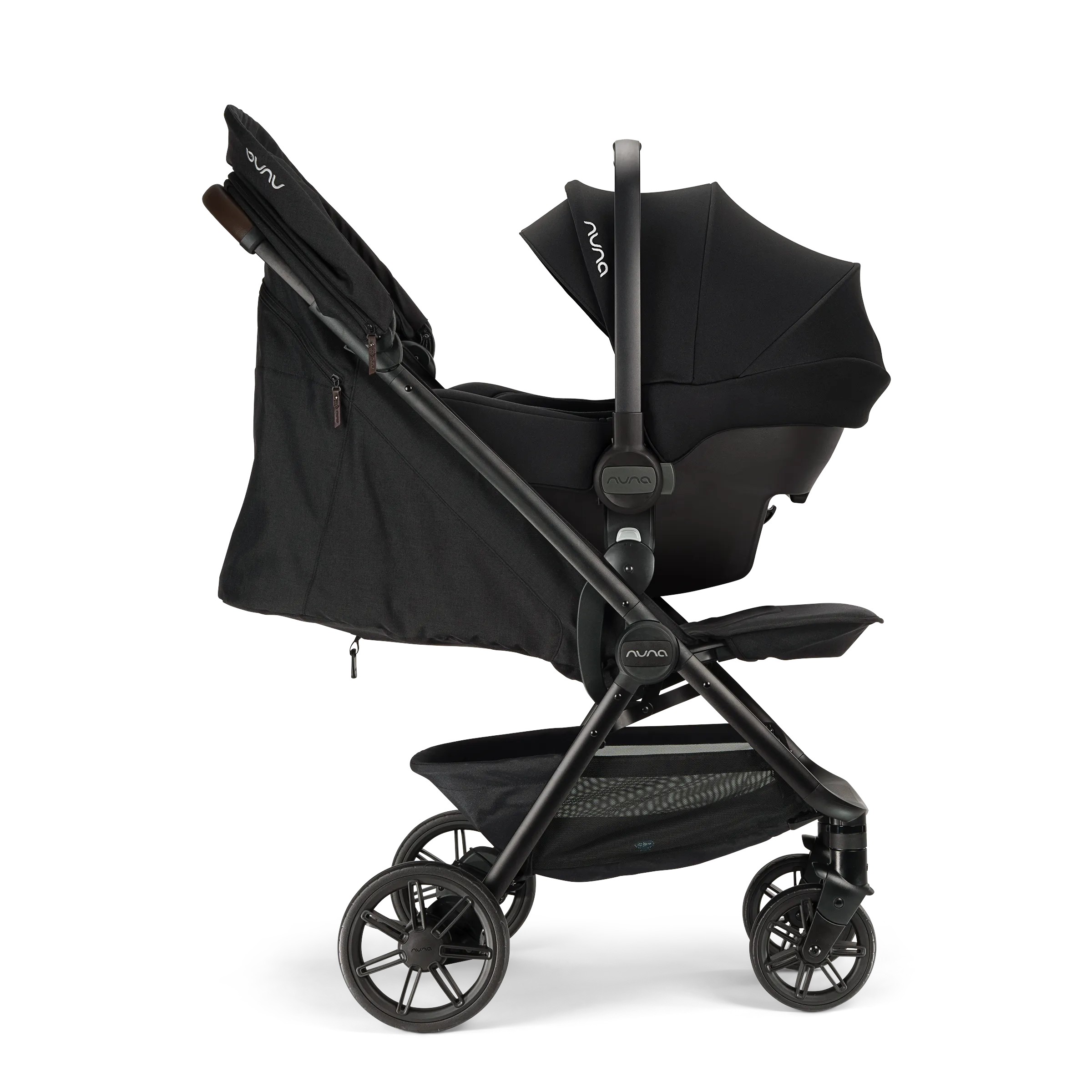 Nuna Viaa Cabn - with Rain Cover & Toddler Board