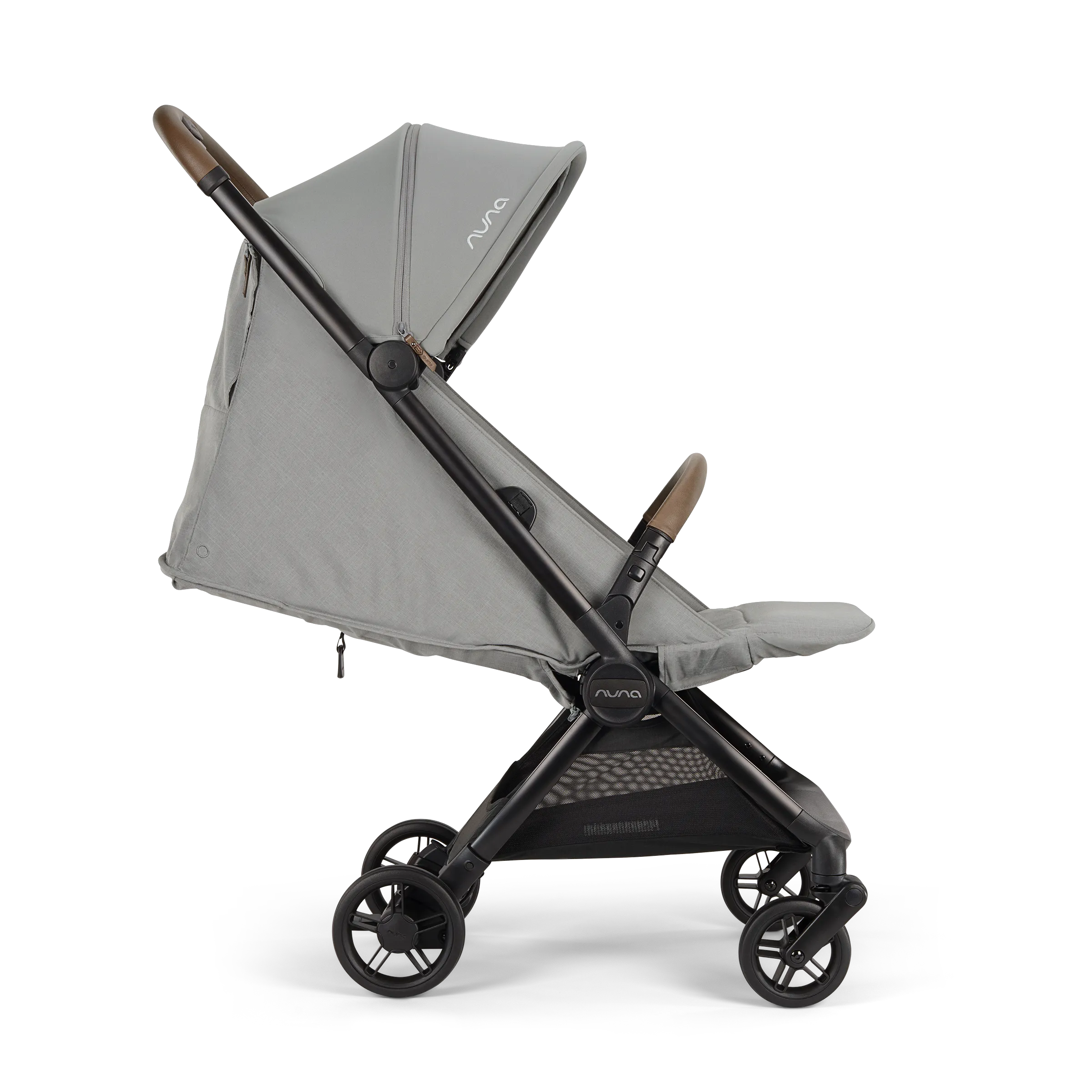 Nuna Viaa Cabn - with Rain Cover & Toddler Board