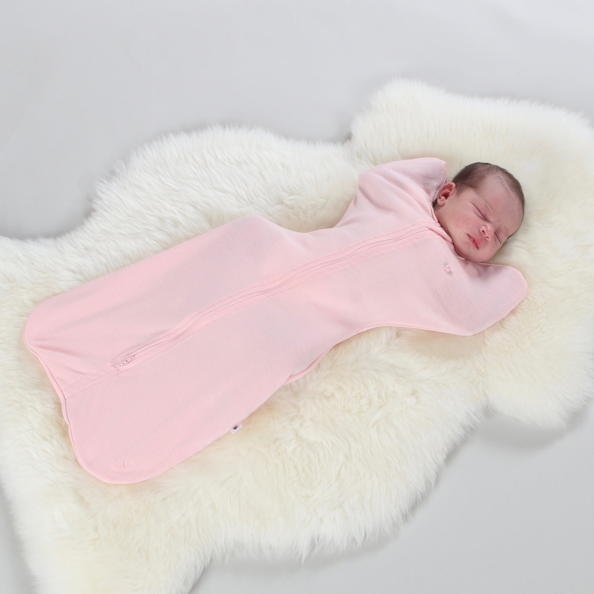 Merino Sleep Pod NB Petal Pink - Dimples