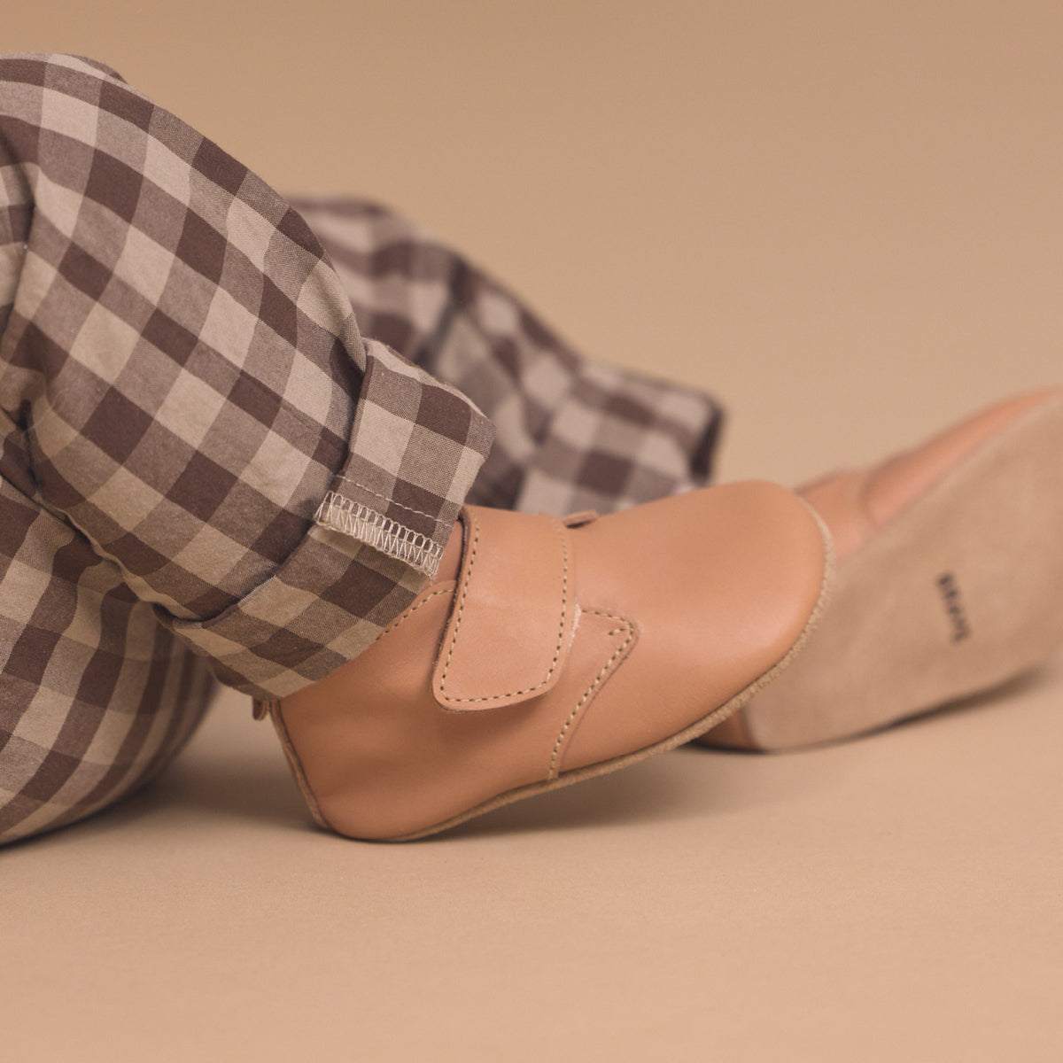 Desert L Tan - Pretty Brave