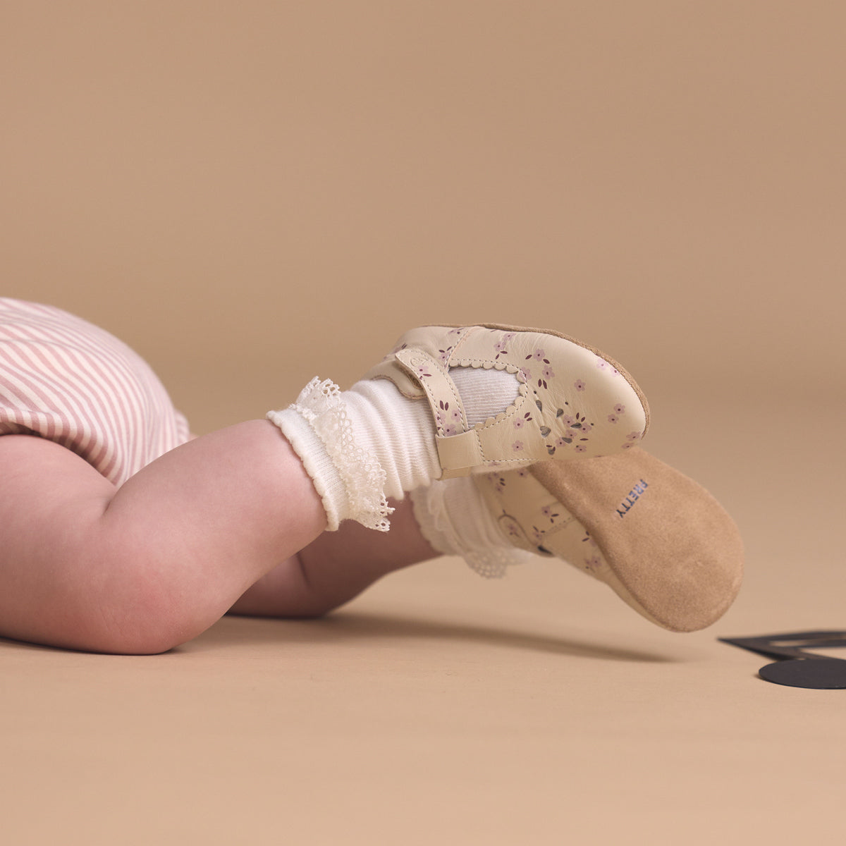 Morgan L Winter Bloom - Pretty Brave