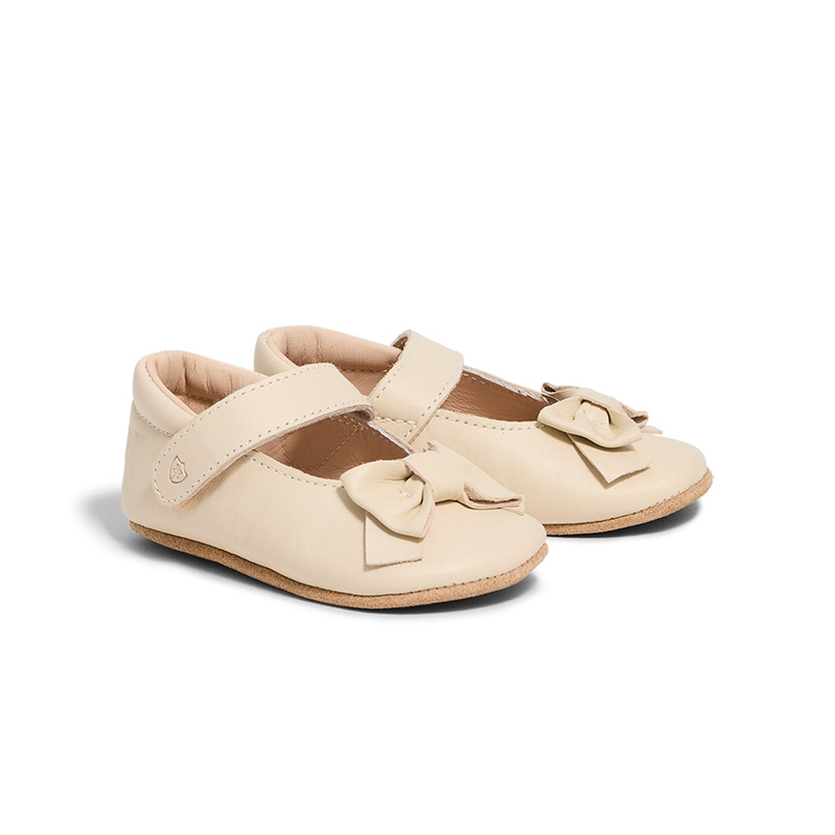 Bonnie L Stone - Pretty Brave