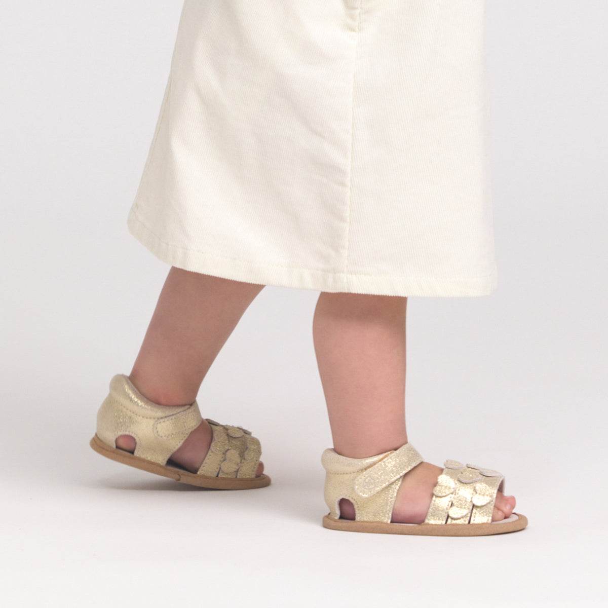 Hearts Sandal L Gold Sparkle - Pretty Brave
