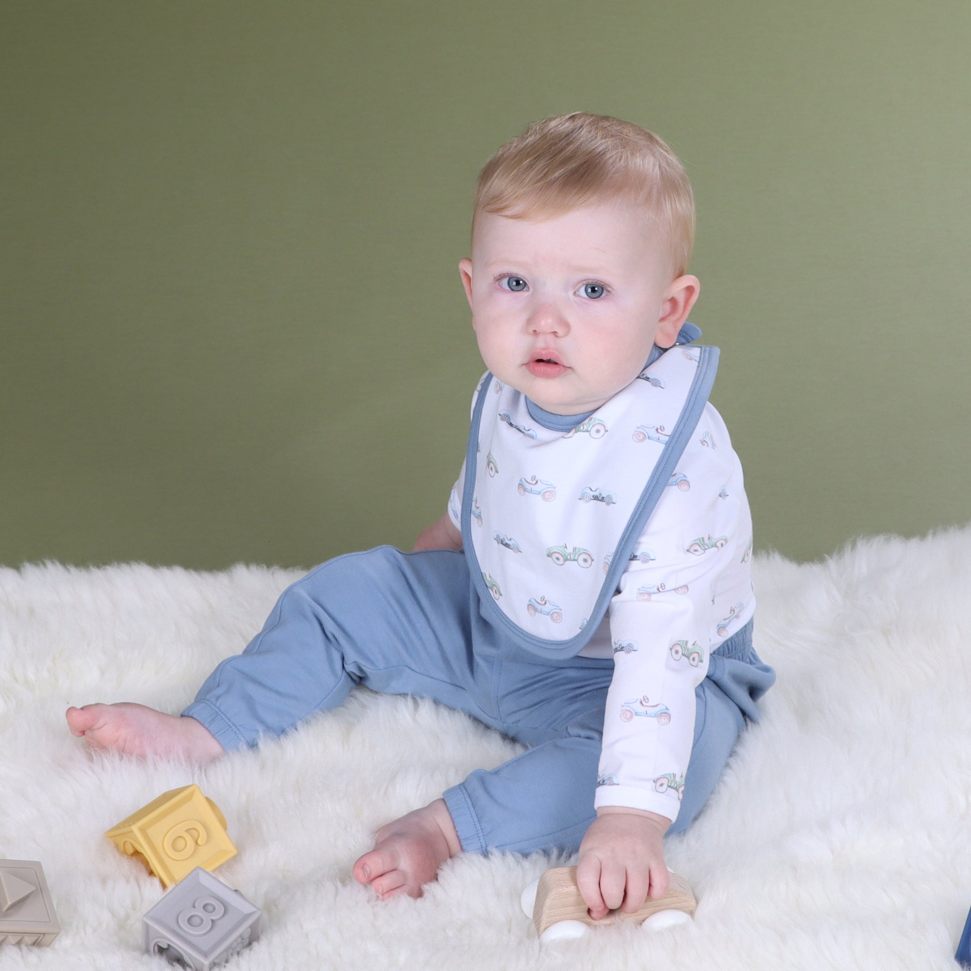 Cotton Bib Car - Little Bee by Dimples
