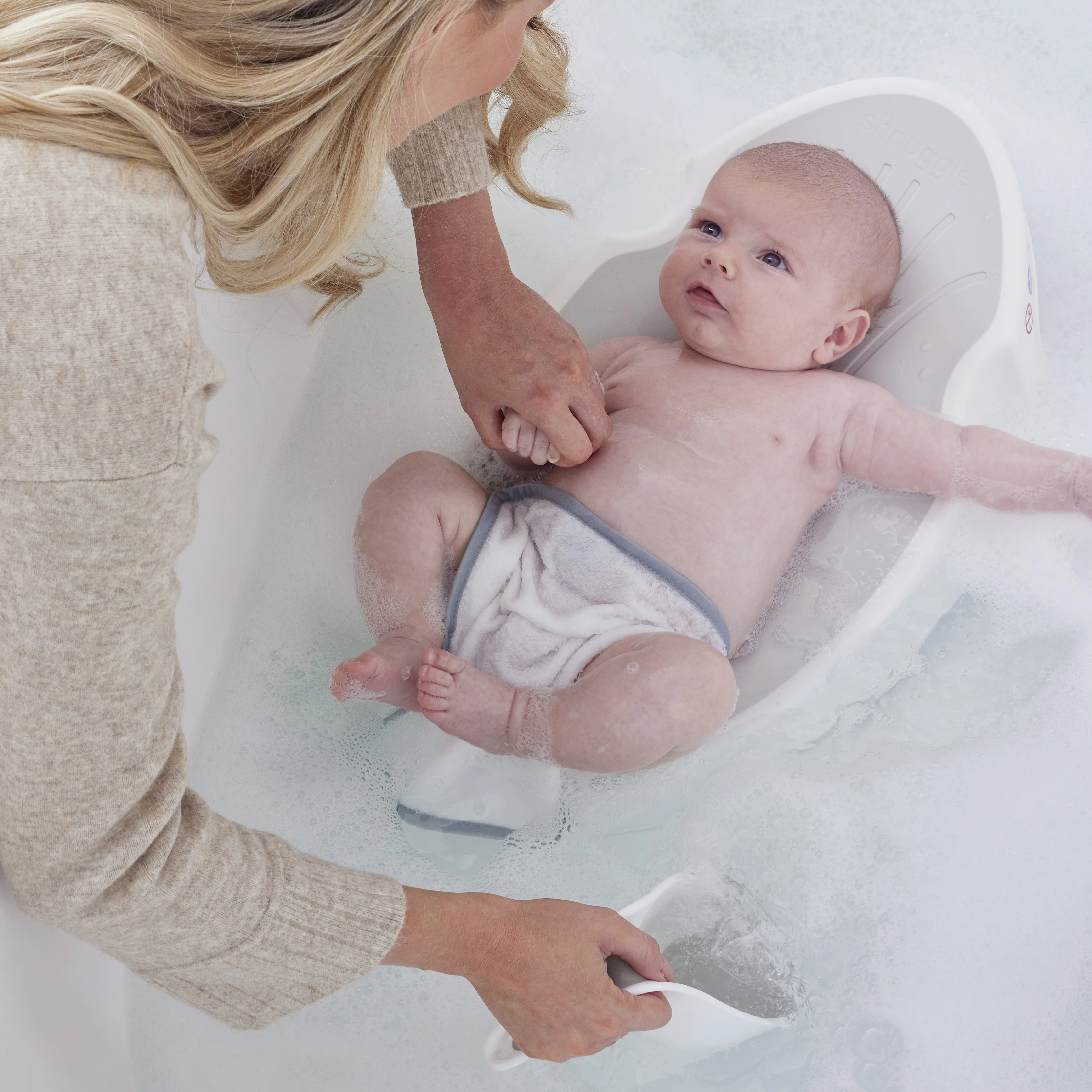 Shnuggle Newborn Bath Support