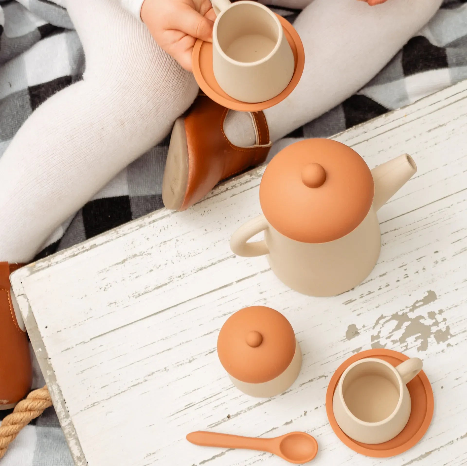Silicone Tea Set - Classical Child