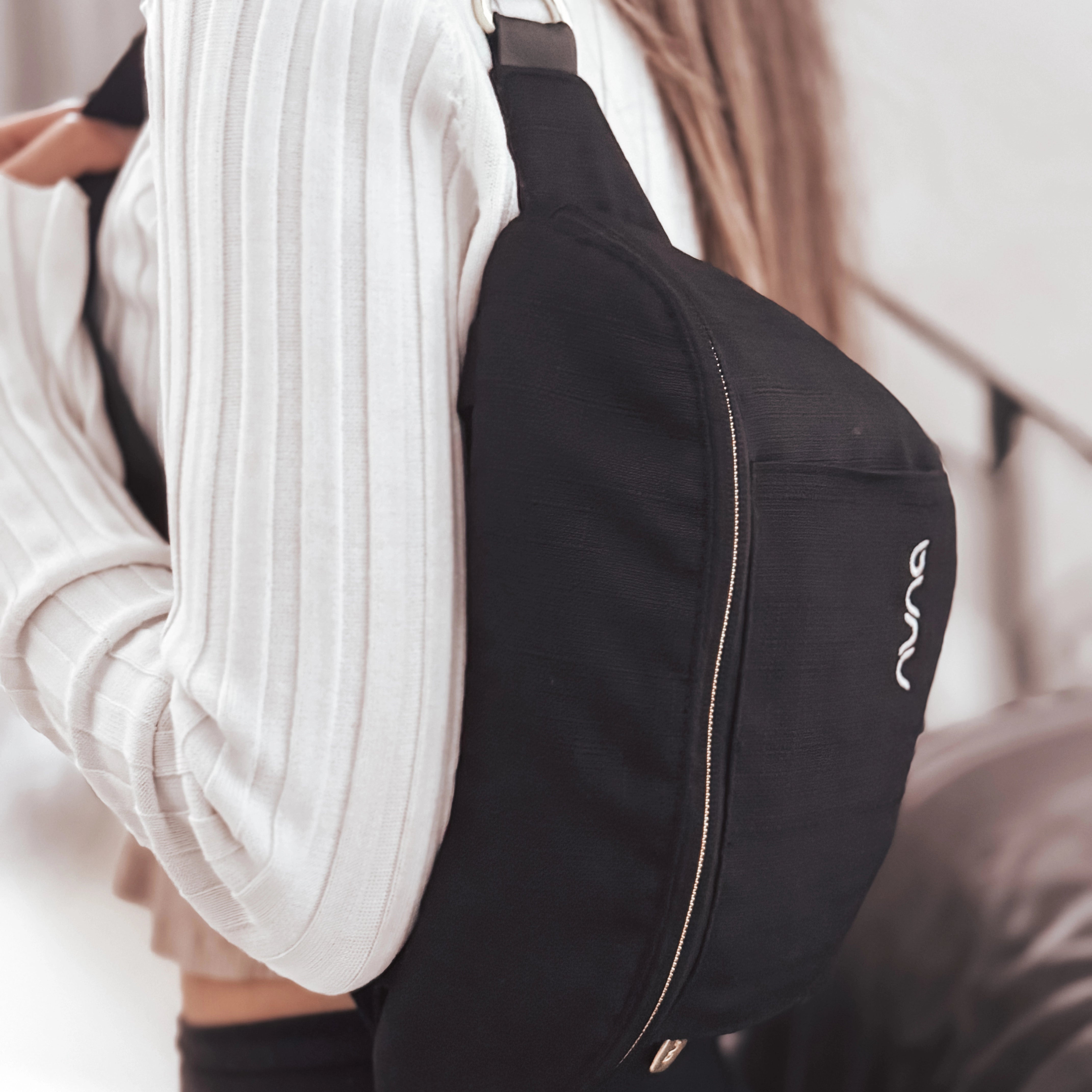 Nuna Sling Bag - Nuna - Dimples
