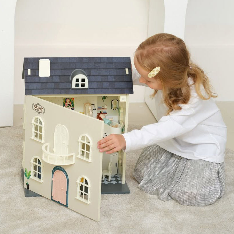 Vintage Dolls House - Classic World
