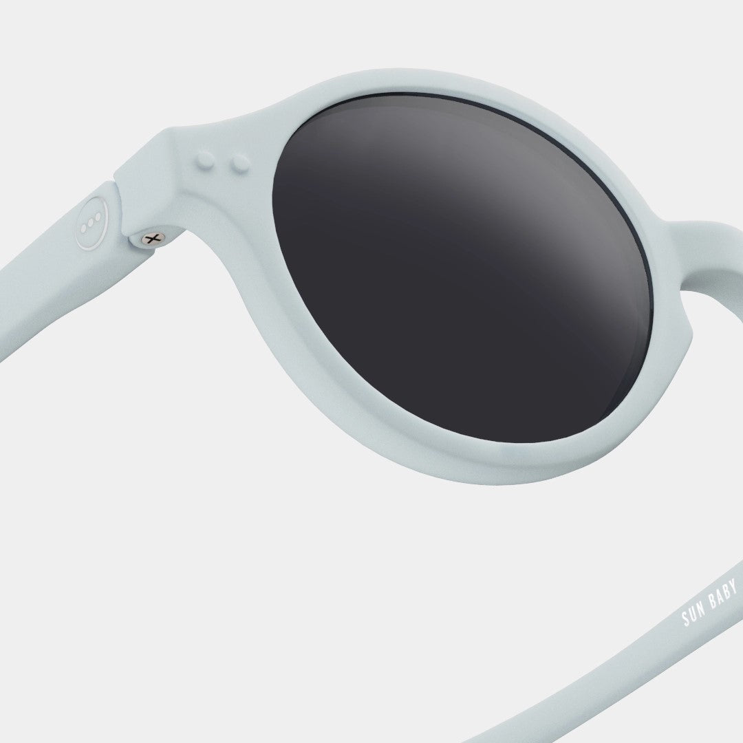 Izipizi baby sunglasses in sweet blue