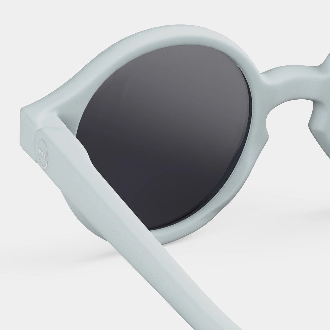 Izipizi baby sunglasses in sweet blue