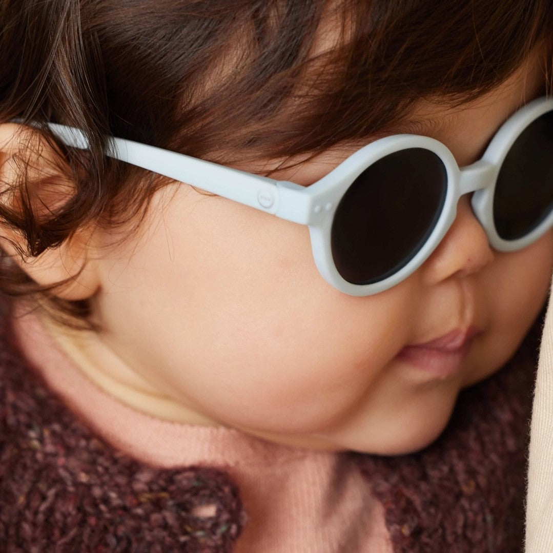 Izipizi baby sunglasses in sweet blue