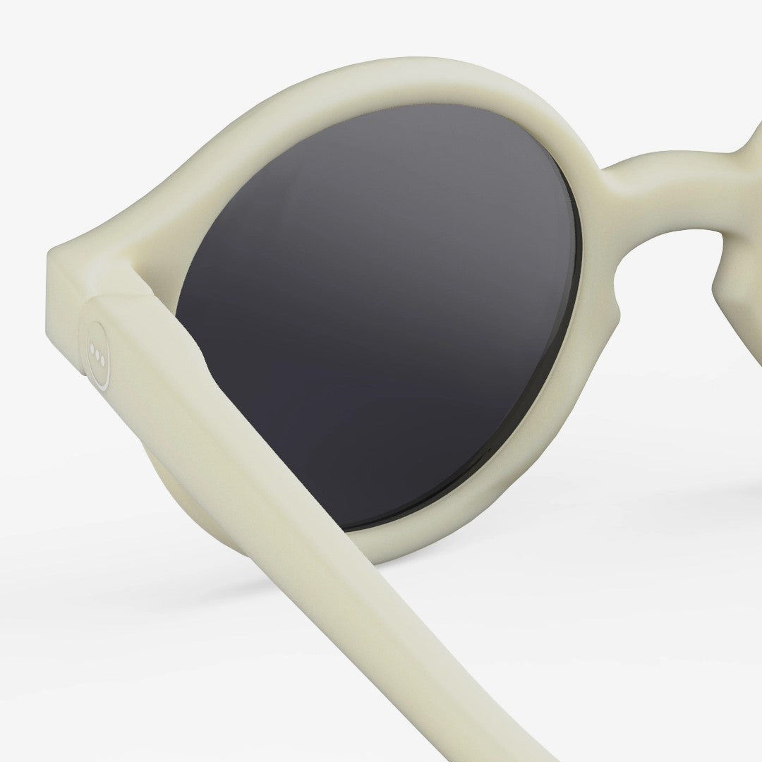 Izipizi baby sunglasses in milk