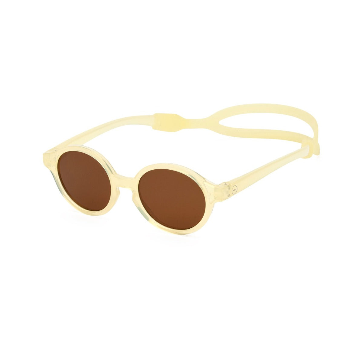 Izipizi Baby sunglasses Morning light angled shot