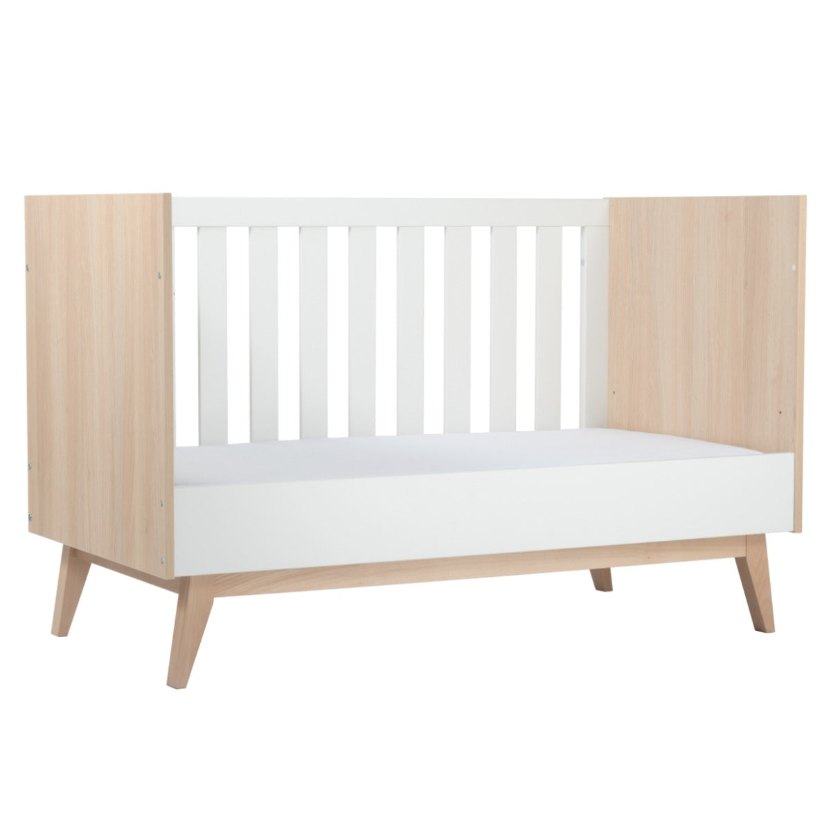 BabyRest Tommi Cot White/Natural