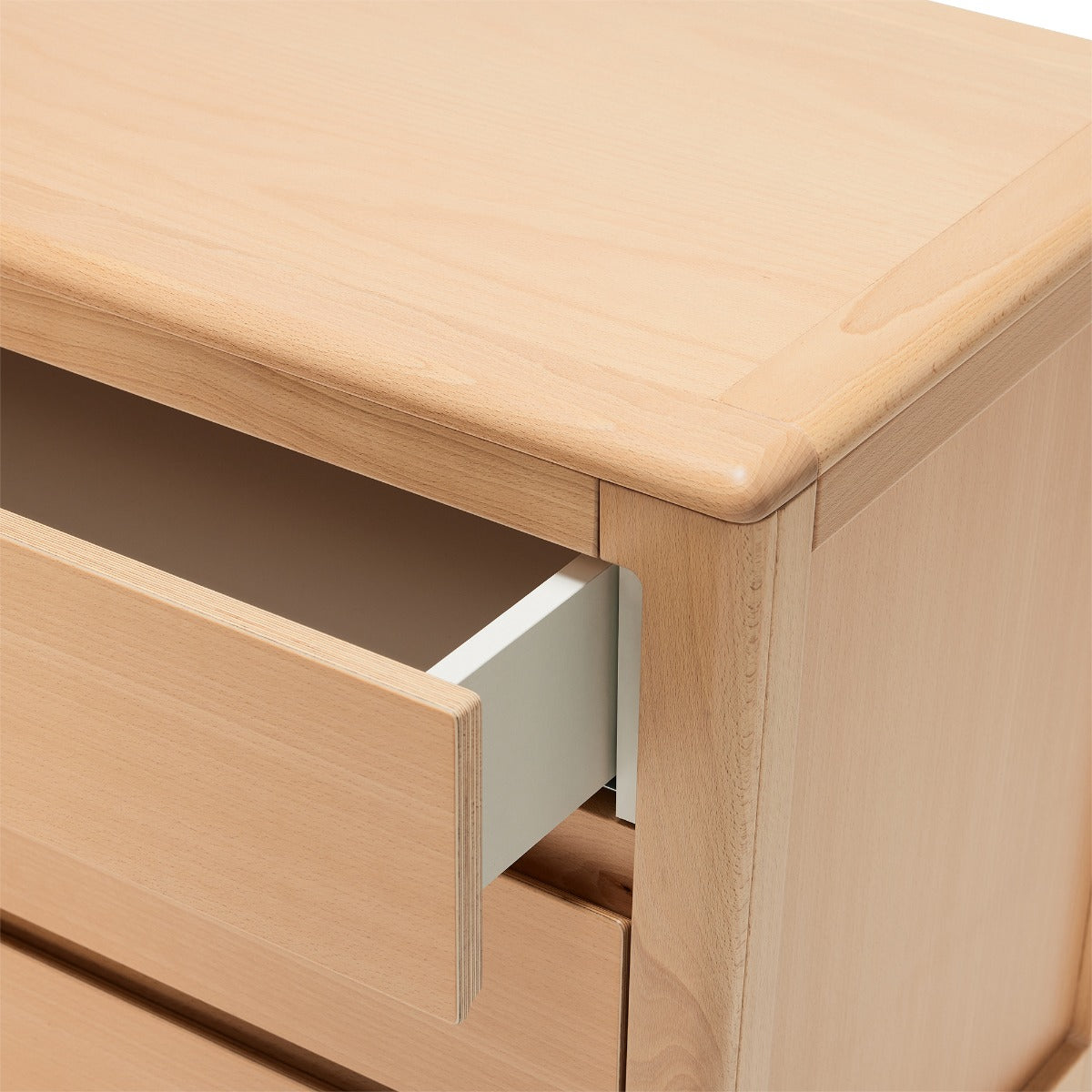 Amara Chest 3 Drawer from Baby Rest