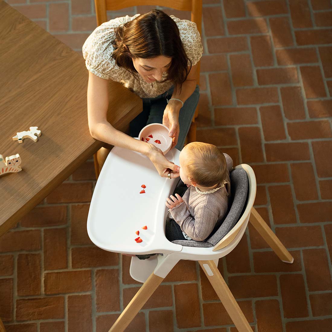 Nuna Bryn Highchair - Nuna - Dimples