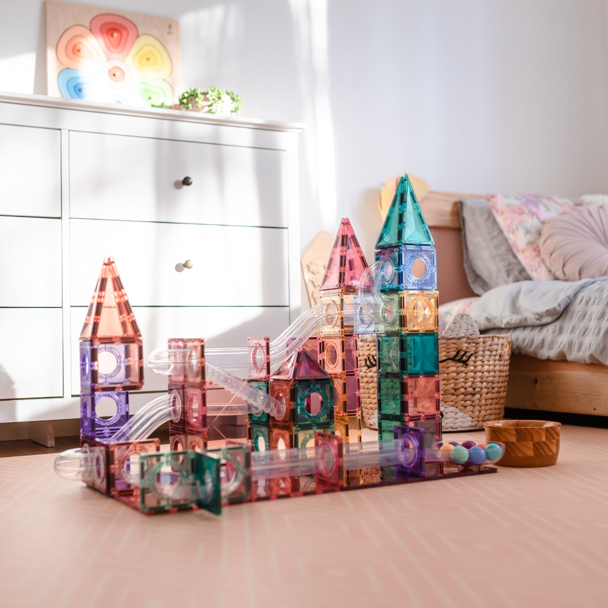106pcs Patel Ball Run Tiles Pack Castle in a bedroom