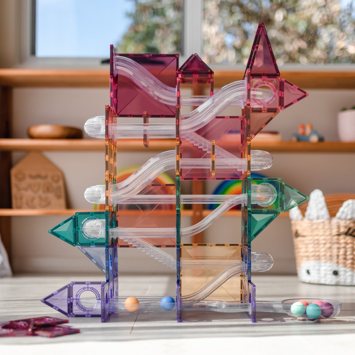 Magnetic tiles from Connetix ball run