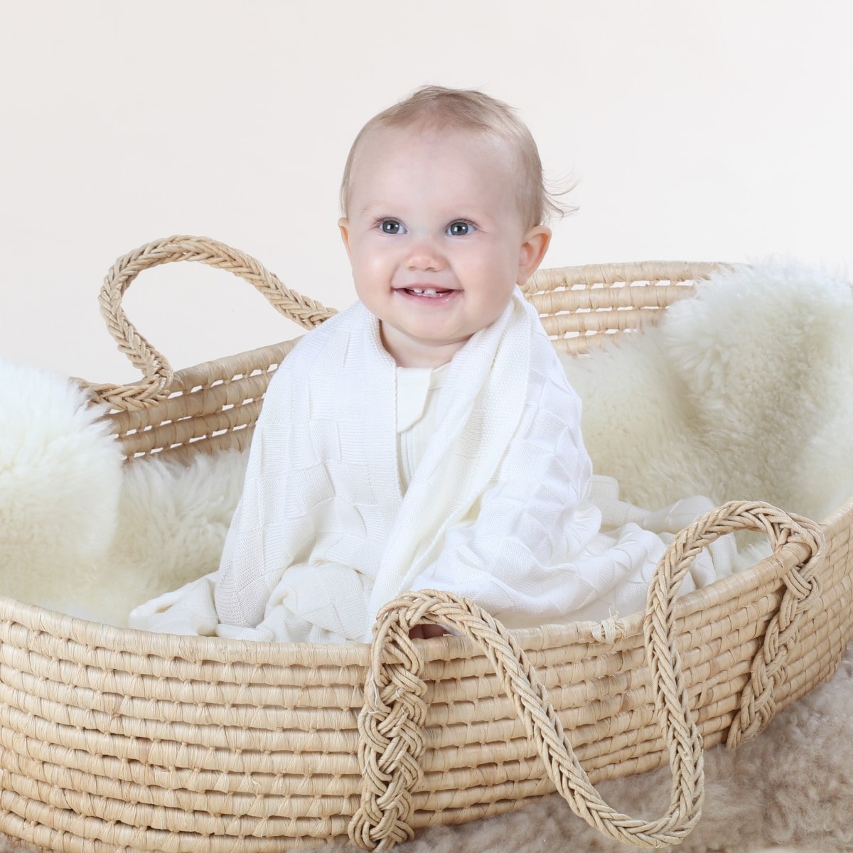 Dimples merino basket weave Blanket in ivory