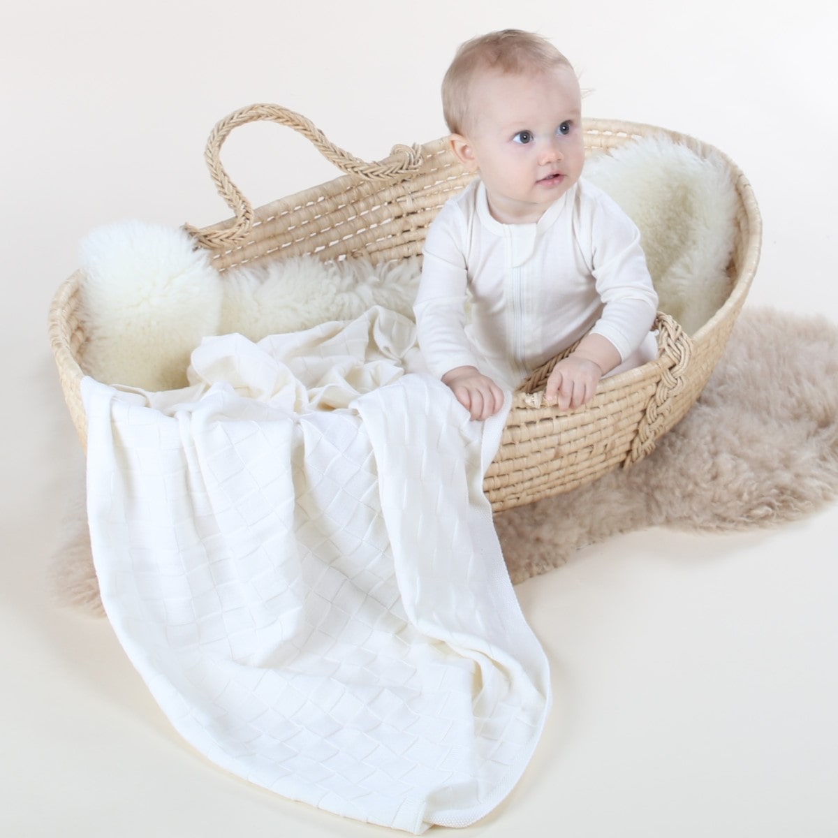 Dimples merino basket weave Blanket in ivory